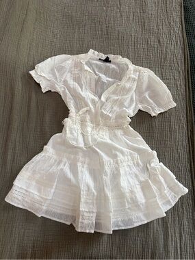 Forever 21 White Ruffle summer dress
